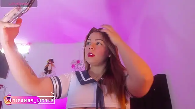 little tifanny82 online show from 10/24/25, 02:49