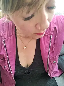 tata laima   online show from 11/22/25, 05:34