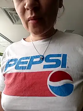 tata laima   online show from 03/26/26, 01:42