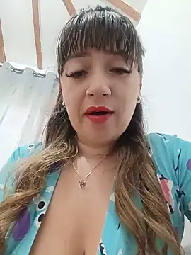 Snapshot of tata_laima__ chatting on 05/31/26, 04:02 tata laima online show from 05/31/26, 04:02