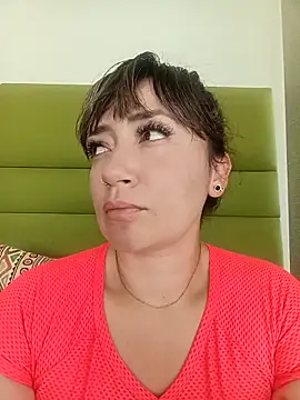 Snapshot of tata_laima__ chatting on 04/23/26, 01:24 tata laima online show from 04/23/26, 01:24