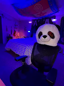 Snapshot of urpuppymoon chatting on 01/19/26, 04:27 urpuppymoon online show from 01/19/26, 04:27