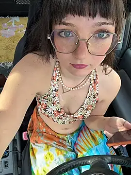 Snapshot of urpuppymoon chatting on 01/16/26, 08:24 urpuppymoon online show from 01/16/26, 08:24