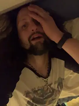 BobbyQ29 online show from 12/02/25, 04:25