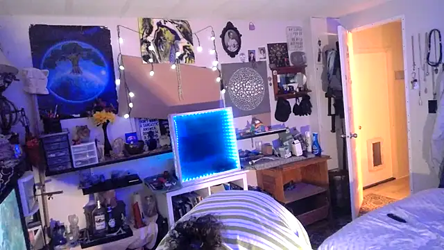 BobbyQ29 online show from 03/30/26, 04:58