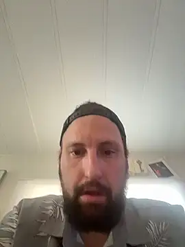 BobbyQ29 online show from 04/21/26, 05:30