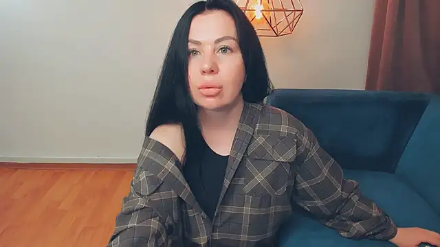 LayaFlow online show from 04/23/26, 03:13