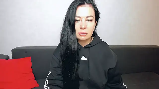 LayaFlow online show from 10/19/25, 07:44