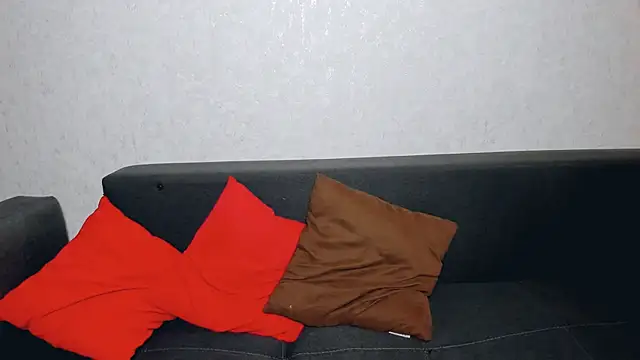 LayaFlow online show from 10/18/25, 01:13