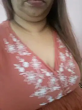 Ravina patil1 online show from 04/17/26, 04:48