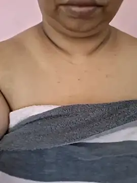 Ravina patil1 online show from 04/19/26, 05:30