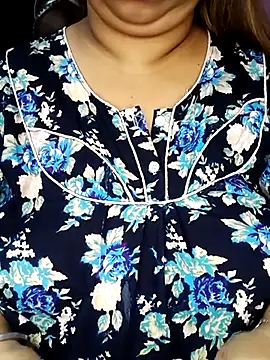 Ravina patil1 online show from 10/30/25, 12:25