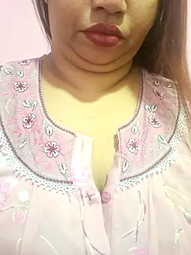 Ravina patil1 online show from 04/16/26, 06:25