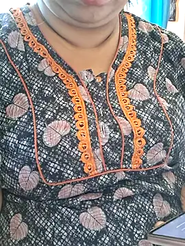 Ravina patil1 online show from 10/01/25, 06:29