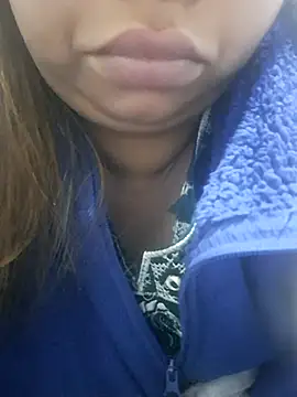 Ravina patil1 online show from 11/16/25, 10:46