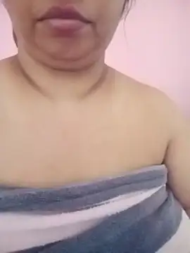 Ravina patil1 online show from 04/10/26, 07:26