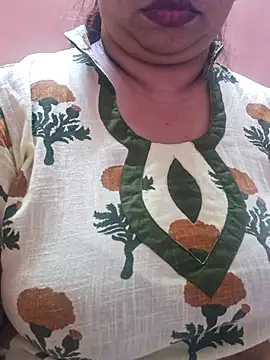 Ravina patil1 online show from 03/05/25, 06:34