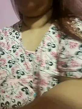 Ravina patil1 online show from 04/12/26, 06:44