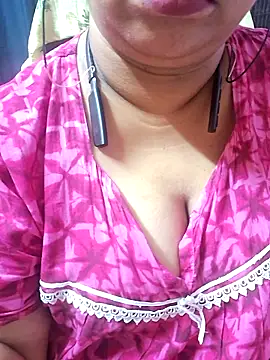 Ravina patil1 online show from 09/18/25, 09:51