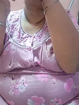 Ravina patil1 online show from 09/25/25, 09:26