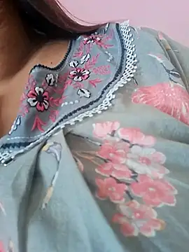 Ravina patil1 online show from 05/16/26, 05:17