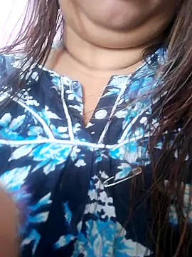 Snapshot of Ravina_patil1 chatting on 07/04/26, 05:58 Ravina patil1 online show from 07/04/26, 05:58