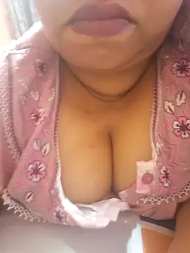 Ravina patil1 online show from 10/29/25, 10:20