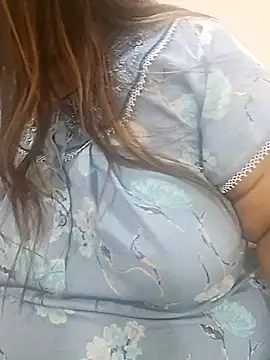 Ravina patil1 online show from 11/12/25, 04:33