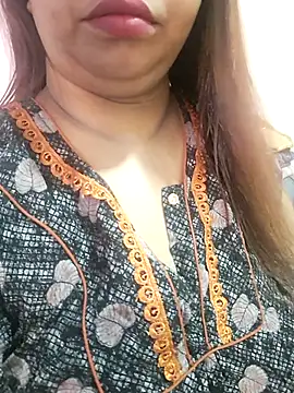 Ravina patil1 online show from 03/30/26, 07:21