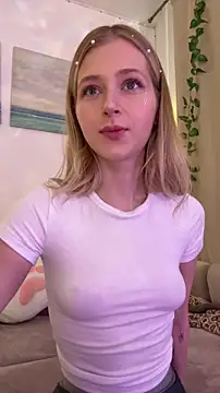 LunaRase online show from 10/30/25, 10:35