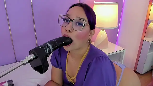 SophyRuiz  online show from 11/27/25, 12:05