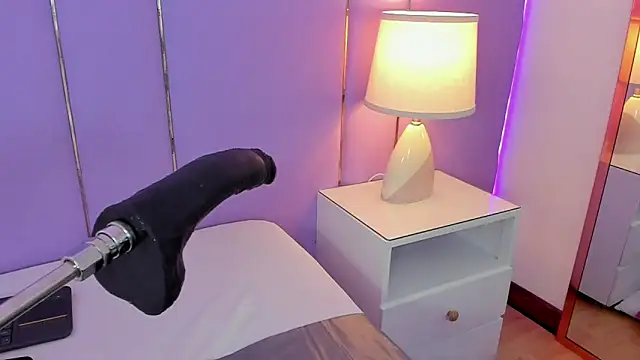 SophyRuiz  online show from 11/13/25, 11:58