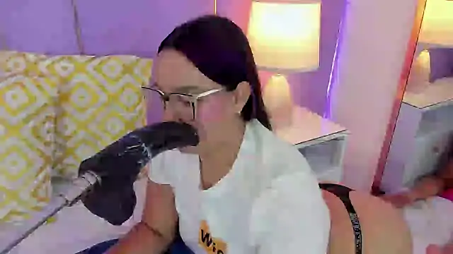 Snapshot of SophyRuiz_ chatting on 02/02/26, 12:26 SophyRuiz online show from 02/02/26, 12:26