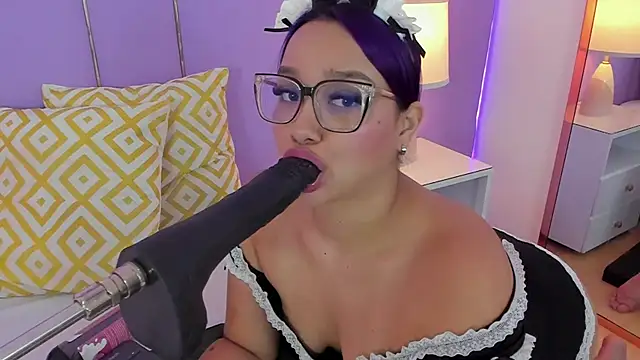 SophyRuiz  online show from 04/03/26, 11:49