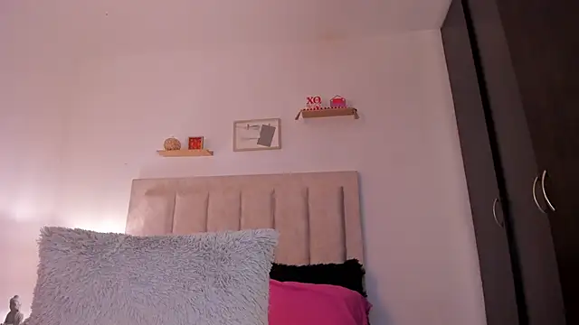 Snapshot of Avaline_Blancx chatting on 03/04/25, 04:06 Avaline Blancx online show from 03/04/25, 04:06