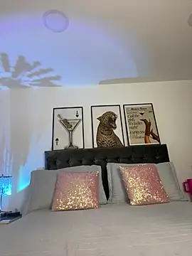 exoticcute online show from 03/11/26, 09:20