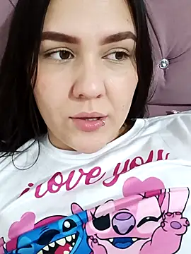 Ariakris online show from 11/21/25, 08:52