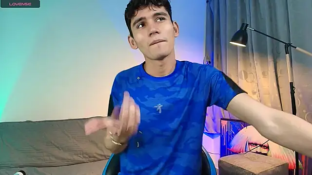 EstebanPerez  online show from 03/18/25, 02:39