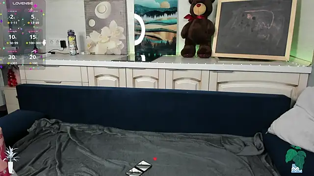 Mary Xextra online show from 03/25/26, 09:19