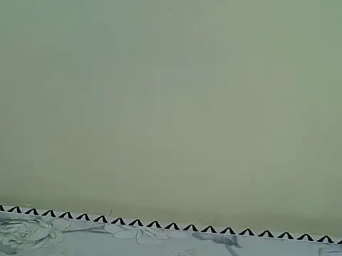 Snapshot of candililie chatting on 11/03/25, 02:09 candililie online show from 11/03/25, 02:09