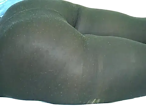 Snapshot of candililie chatting on 10/07/25, 06:03 candililie online show from 10/07/25, 06:03