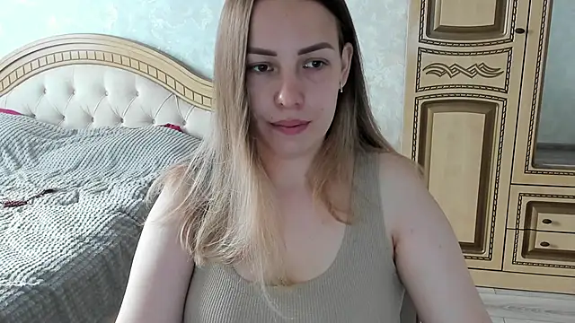 Snapshot of Mia_shy1 chatting on 09/09/25, 06:56 Mia shy1 online show from 09/09/25, 06:56