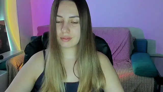 Mia shy1 online show from 02/15/26, 05:30