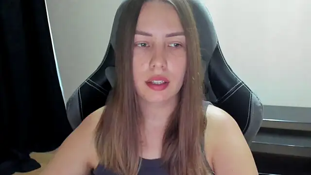 Snapshot of Mia_shy1 chatting on 07/06/26, 04:52 Mia shy1 online show from 07/06/26, 04:52