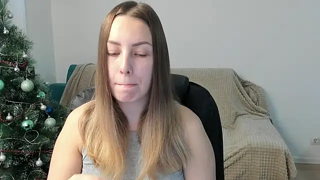 Mia shy1 online show from 12/18/25, 07:02