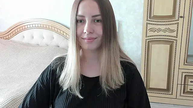 Snapshot of Mia_shy1 chatting on 09/13/25, 06:35 Mia shy1 online show from 09/13/25, 06:35