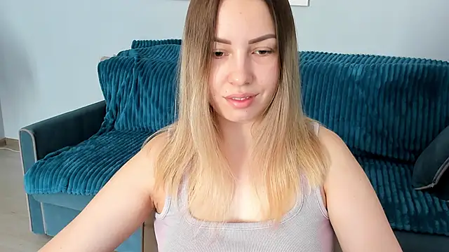 Snapshot of Mia_shy1 chatting on 02/12/25, 07:23 Mia shy1 online show from 02/12/25, 07:23
