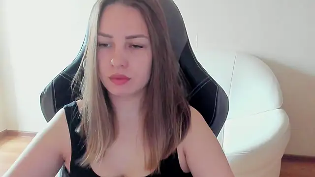 Mia shy1 online show from 05/15/26, 05:16