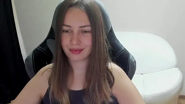 Snapshot of Mia_shy1 chatting on 06/21/26, 05:13 Mia shy1 online show from 06/21/26, 05:13