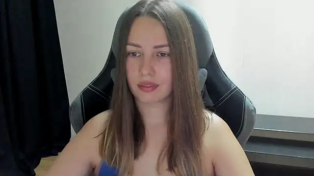 Snapshot of Mia_shy1 chatting on 07/07/26, 04:59 Mia shy1 online show from 07/07/26, 04:59
